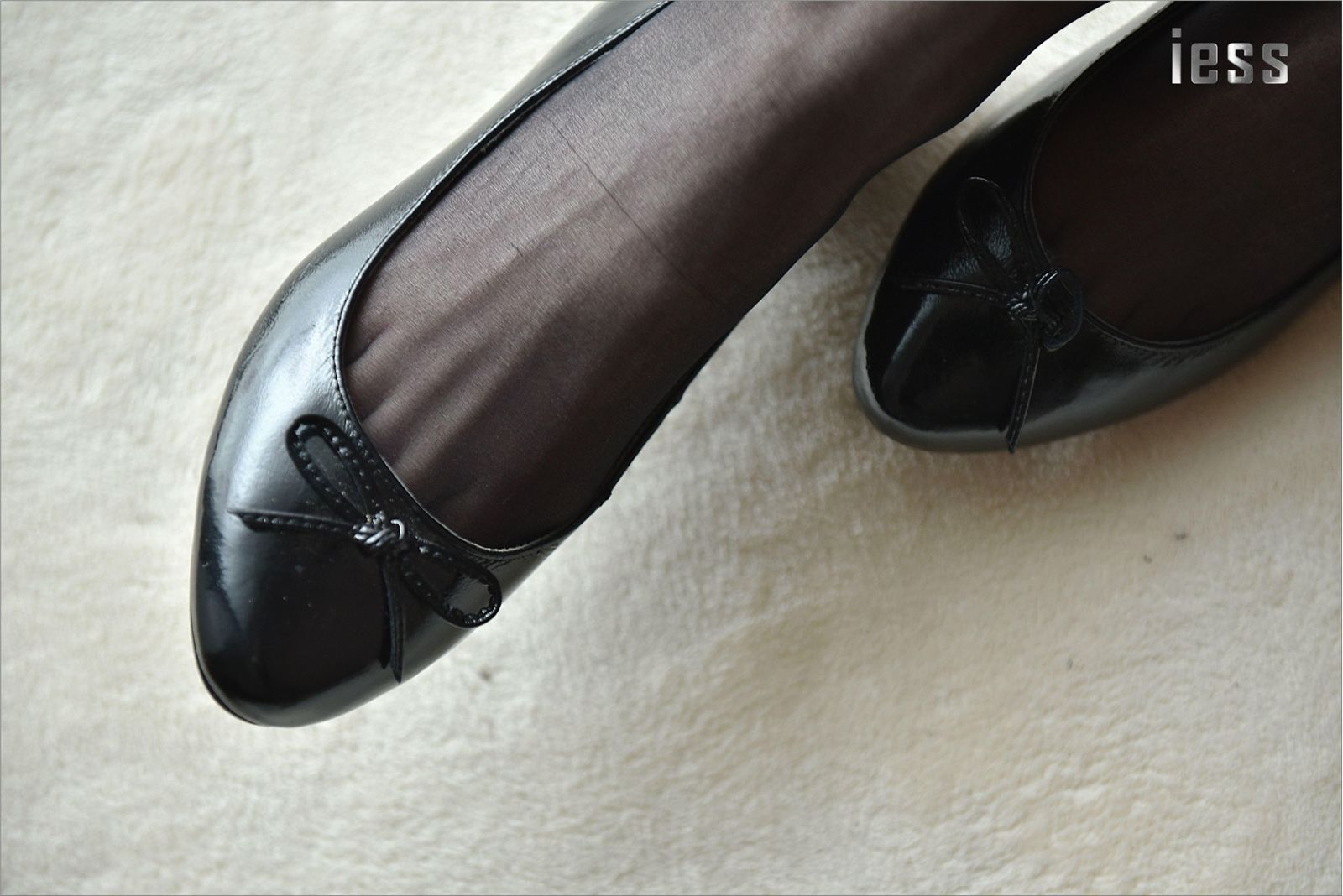 [IESS]异思趣向 琪琪 ES6C 黑色